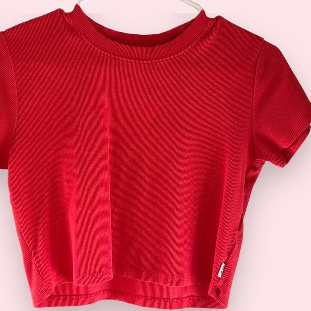 Rip-curl Women's Red Crop-top